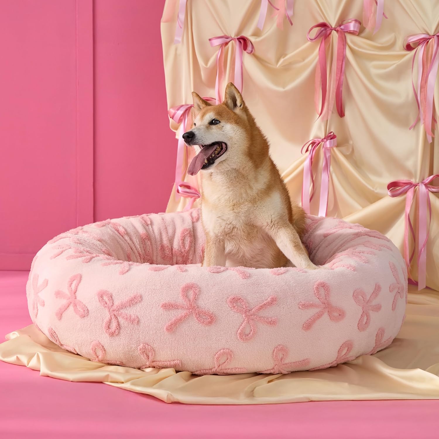 Lesure Donut Dog Bed Medium Size Dog - round Cat Beds for Indoor Calming Pet with Washable Cover, Cute Modern Puppy Beds with Jacquard Shaggy Plush & anti Slip Bottom, 30 Inch, Blue